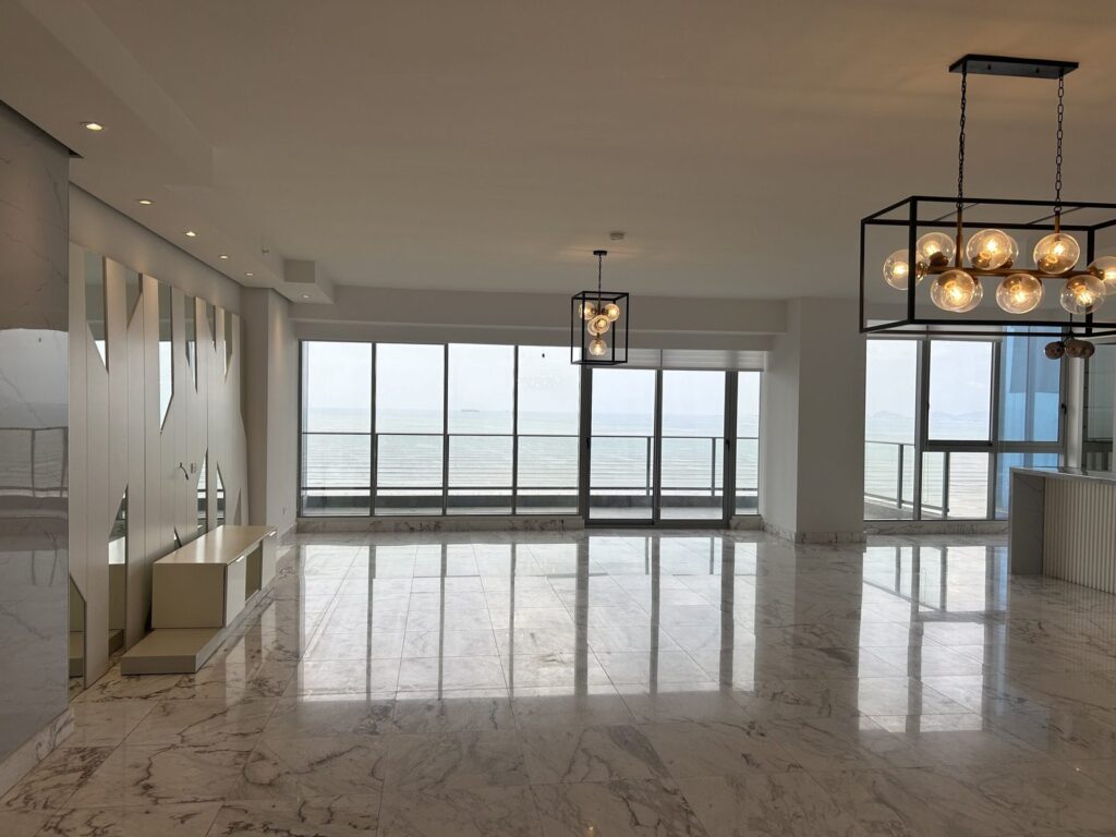 Living room ocean view, apartment for rent in Regalia, Panama City, Panama