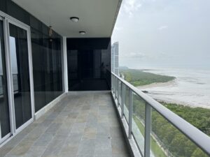 Wraparound balcony, apartment for rent in Regalia, Panama City, Panama