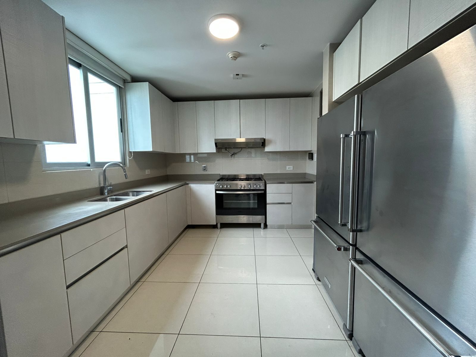 Kitchen, apartment for sale in Costanera, Panama City, Panama